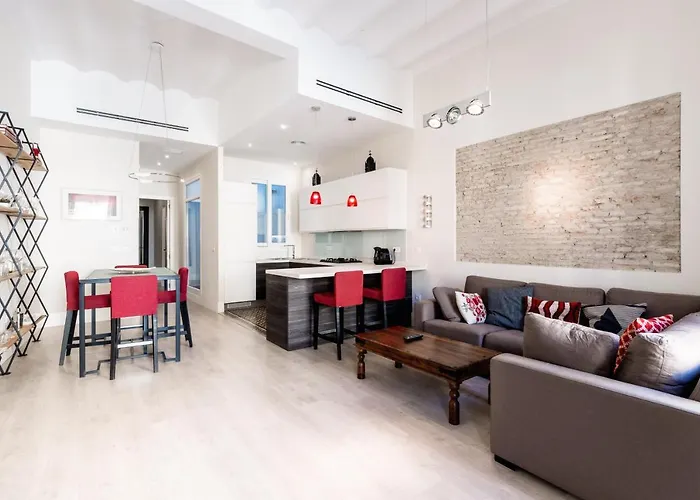 Aoa Green Gardens Suites